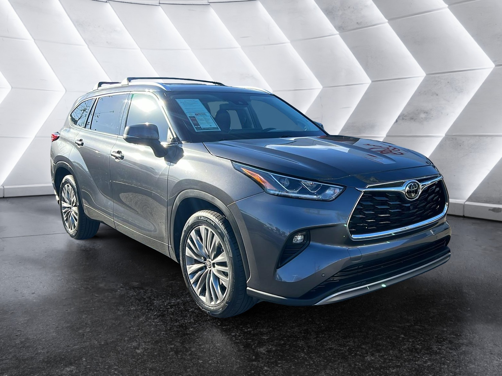 2022 Toyota Highlander Platinum 1