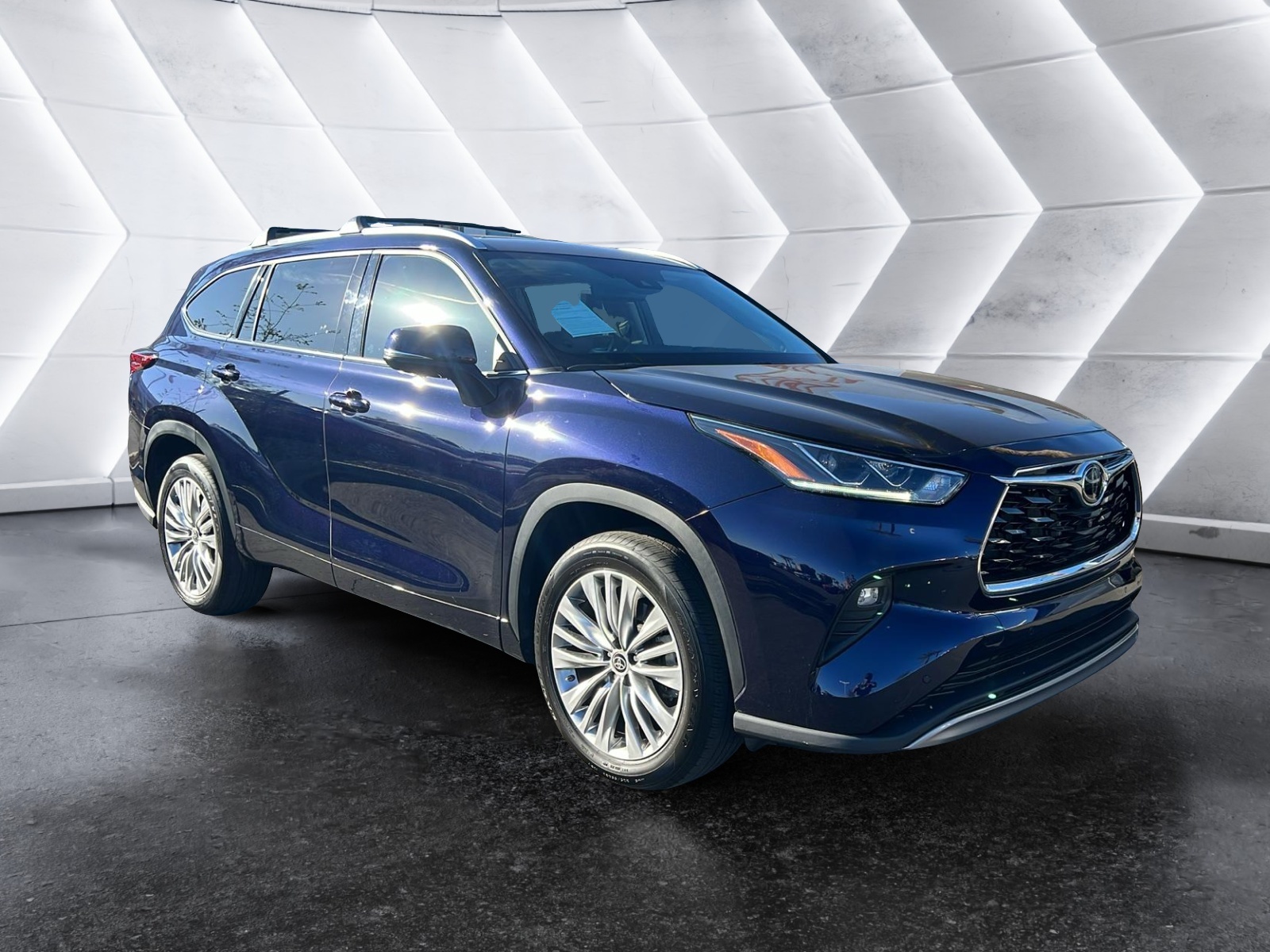 2023 Toyota Highlander Platinum 1