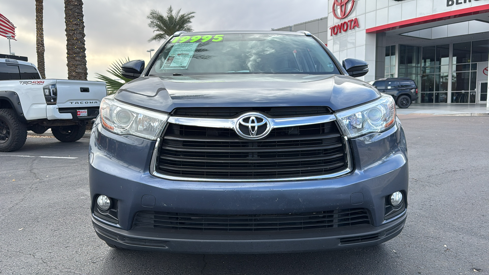 2015 Toyota Highlander XLE 2