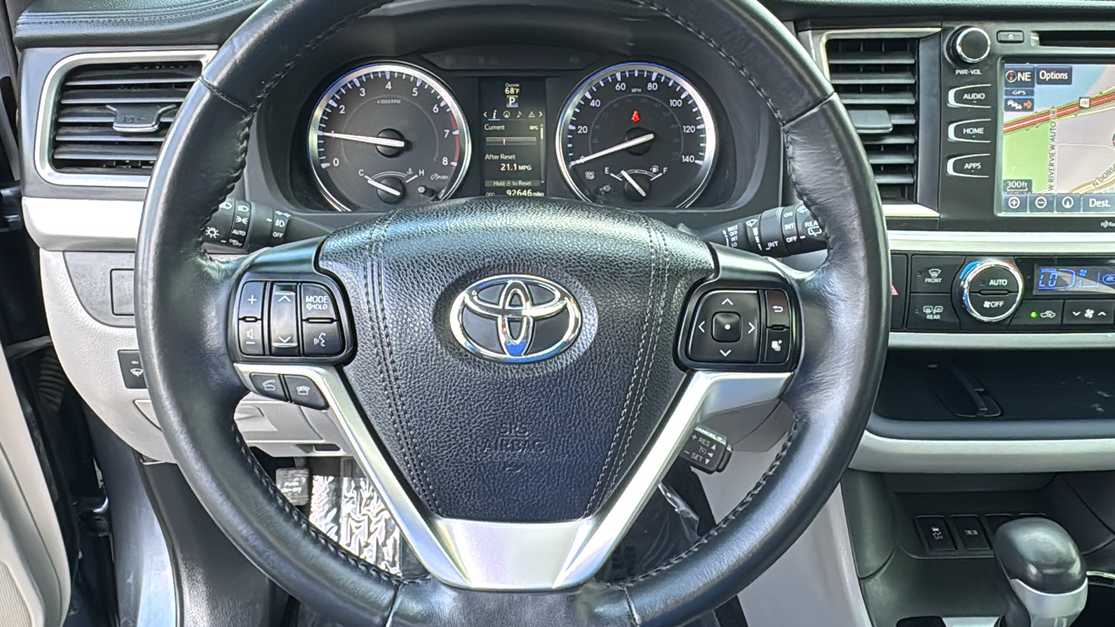 2015 Toyota Highlander XLE 8