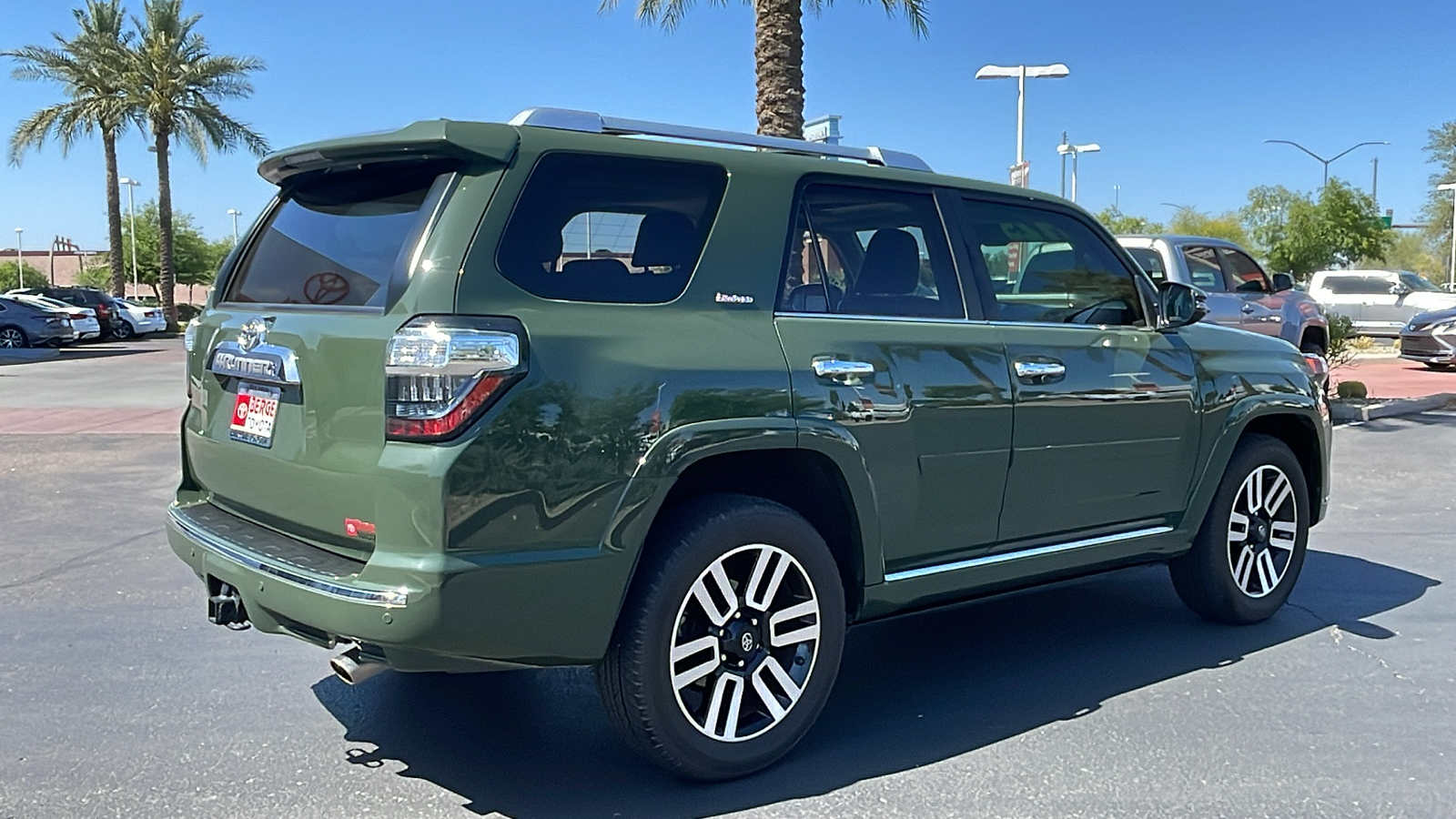 2022 Toyota 4Runner AWD Limited 25