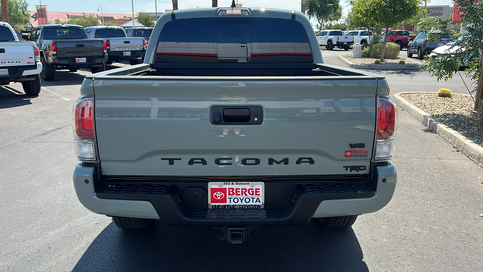 2023 Toyota Tacoma 4WD TRD Off Road 23