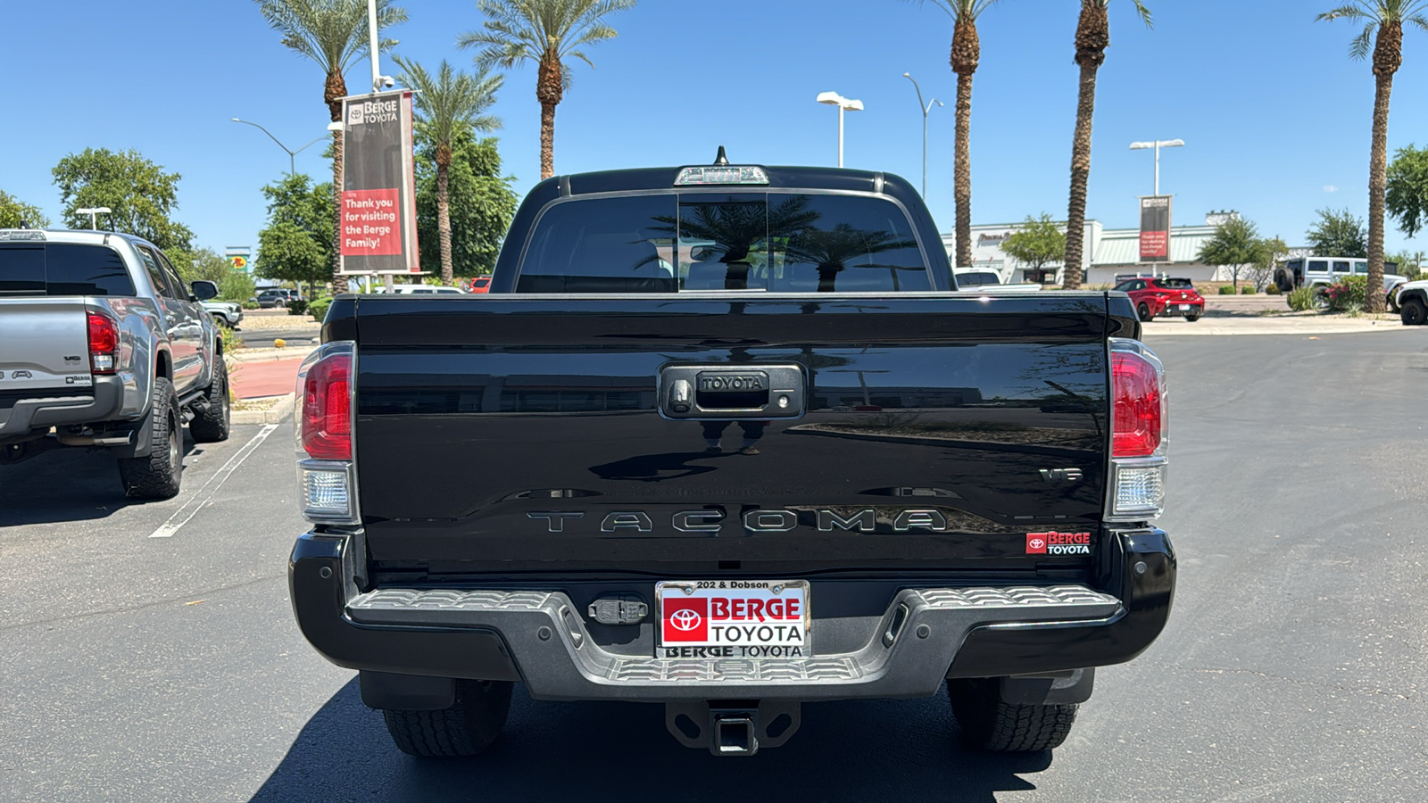 2023 Toyota Tacoma 4WD TRD Off Road 23