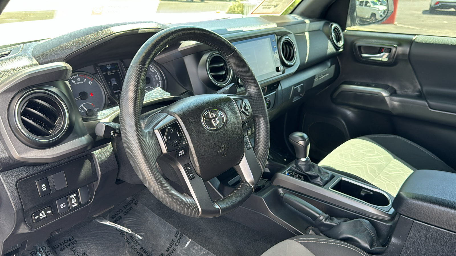 2023 Toyota Tacoma TRD Off Road 15