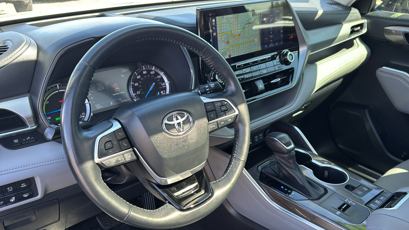 2022 Toyota Highlander Hybrid Platinum 15