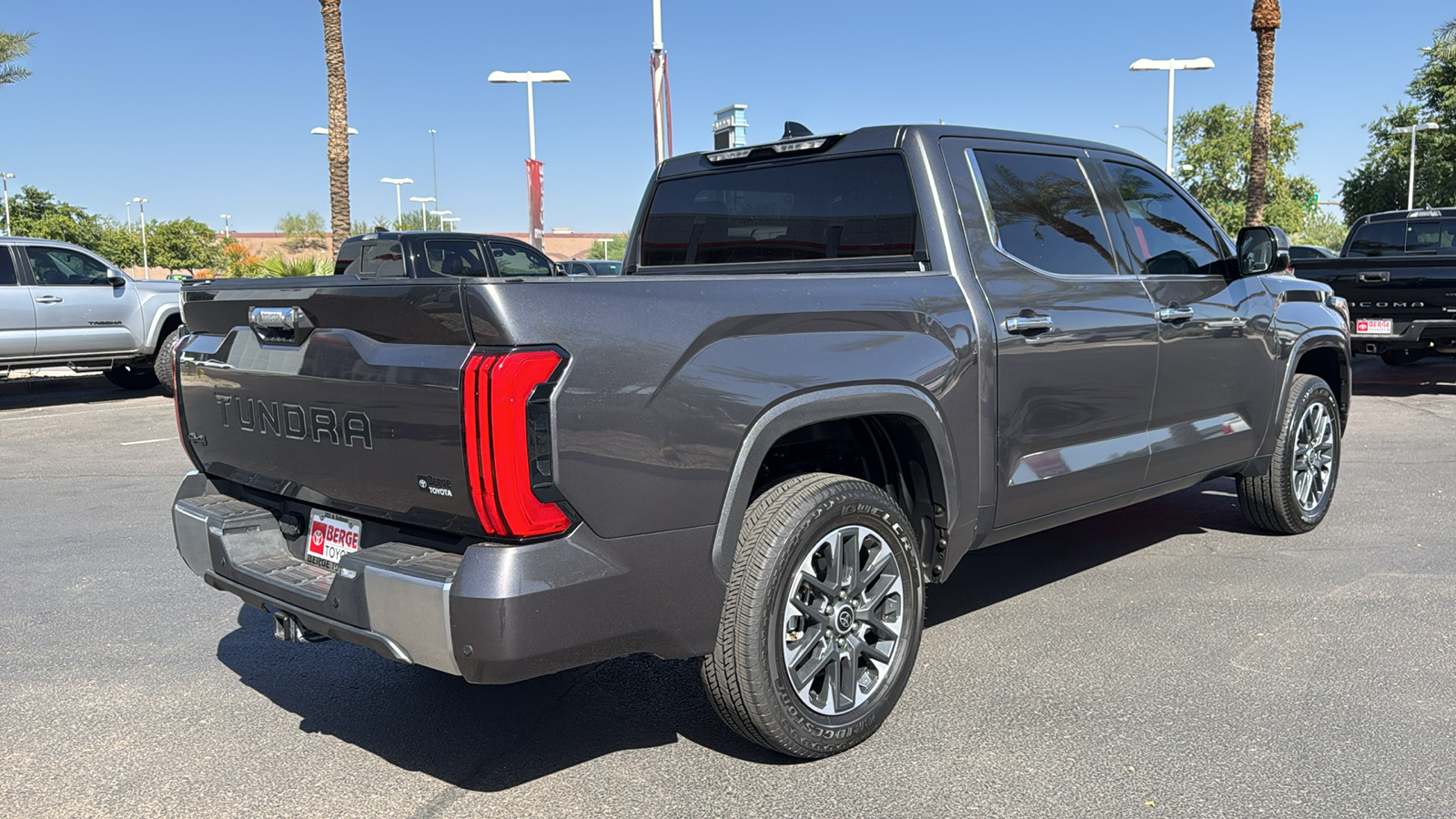 2022 Toyota Tundra 4WD Limited Hybrid 24