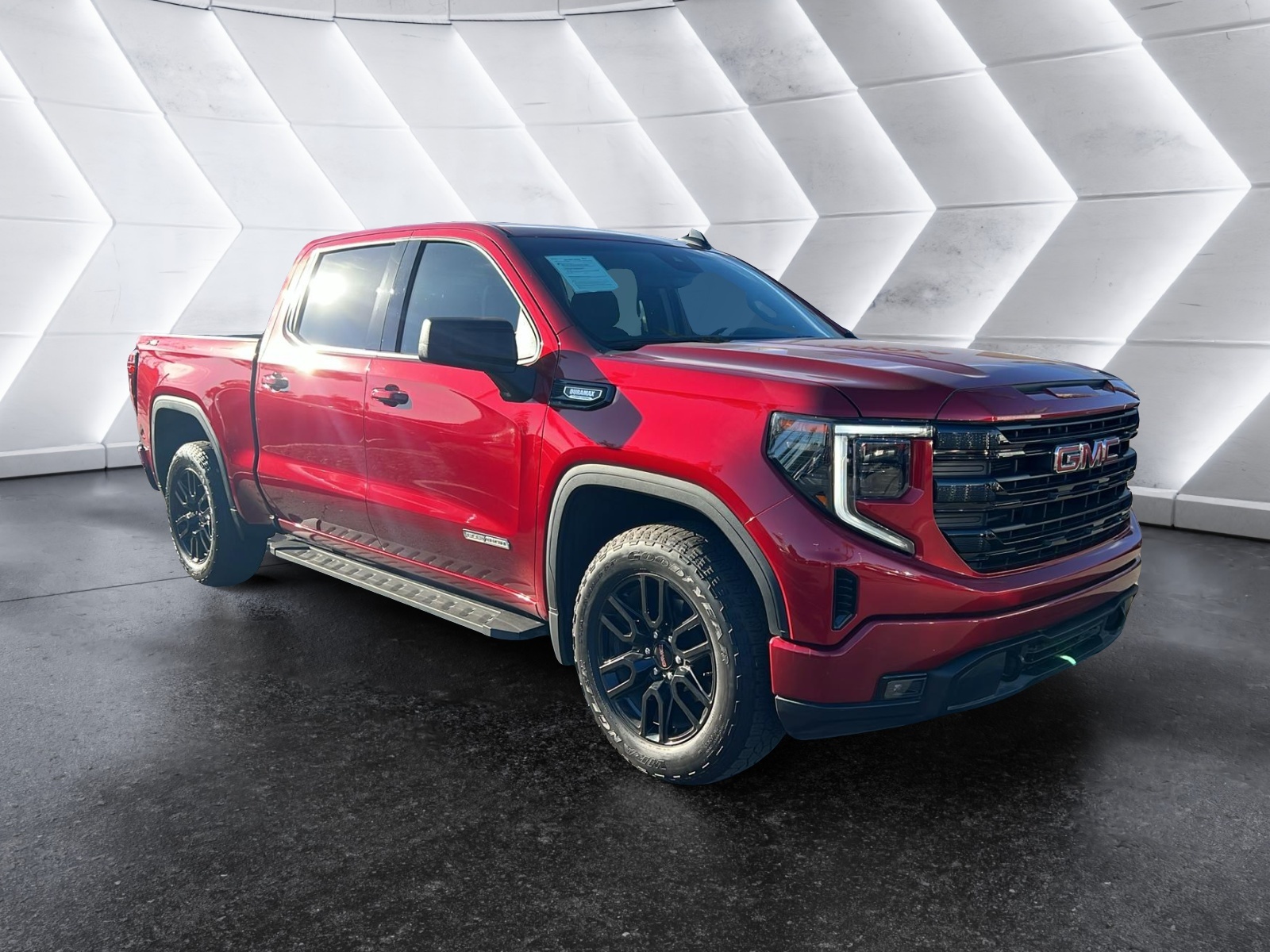 2023 GMC Sierra 1500 Elevation 1