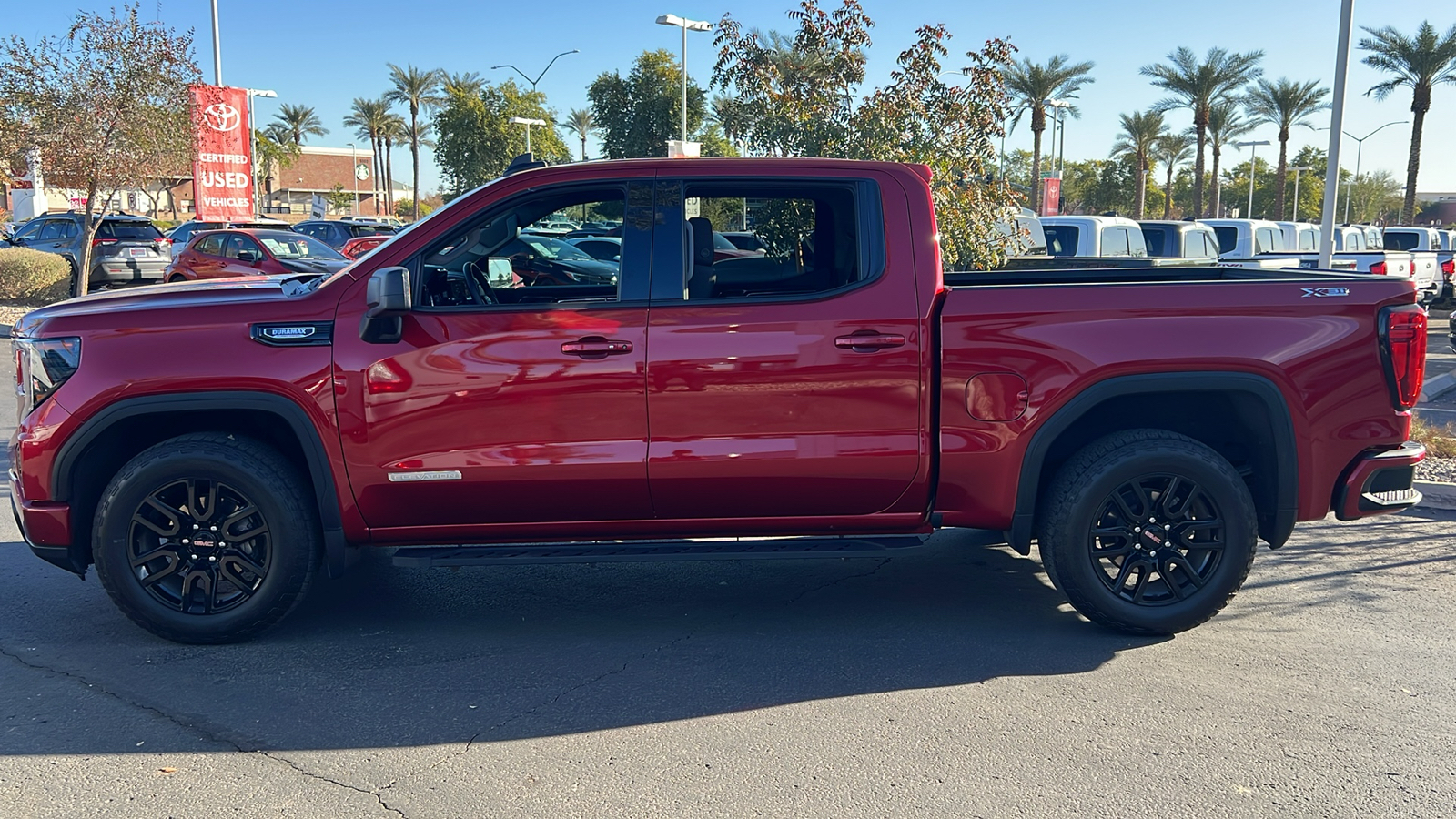 2023 GMC Sierra 1500 Elevation 3