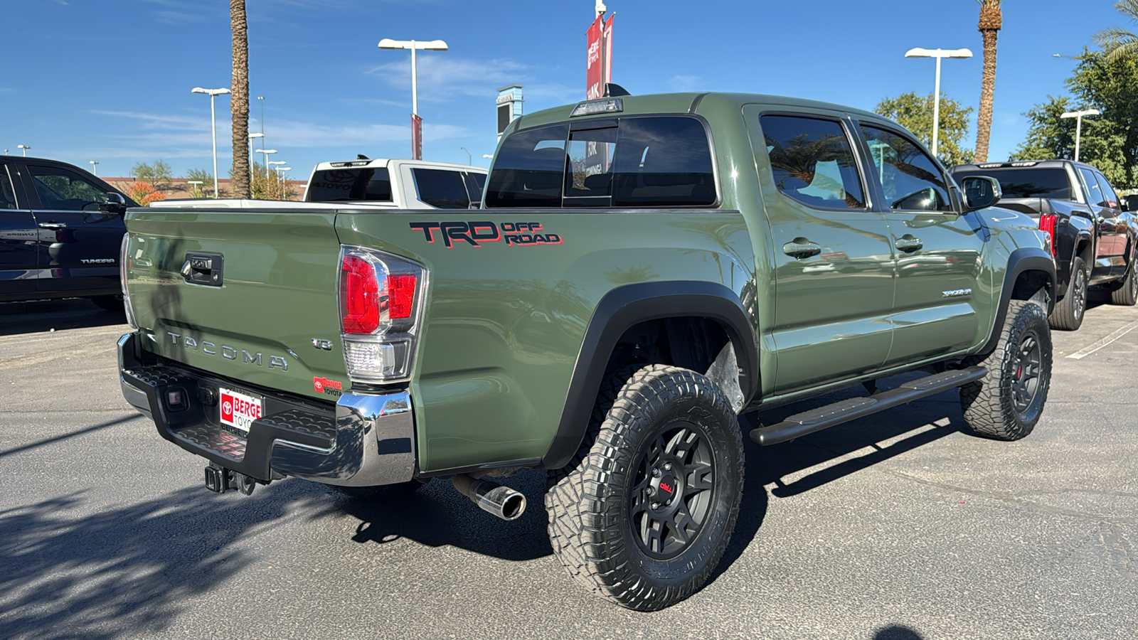 2022 Toyota Tacoma 2WD TRD Off Road 23