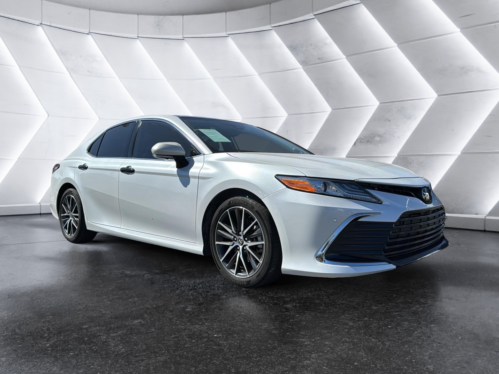 2022 Toyota Camry XLE 1