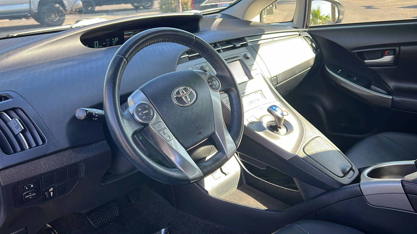 2013 Toyota Prius Three 14