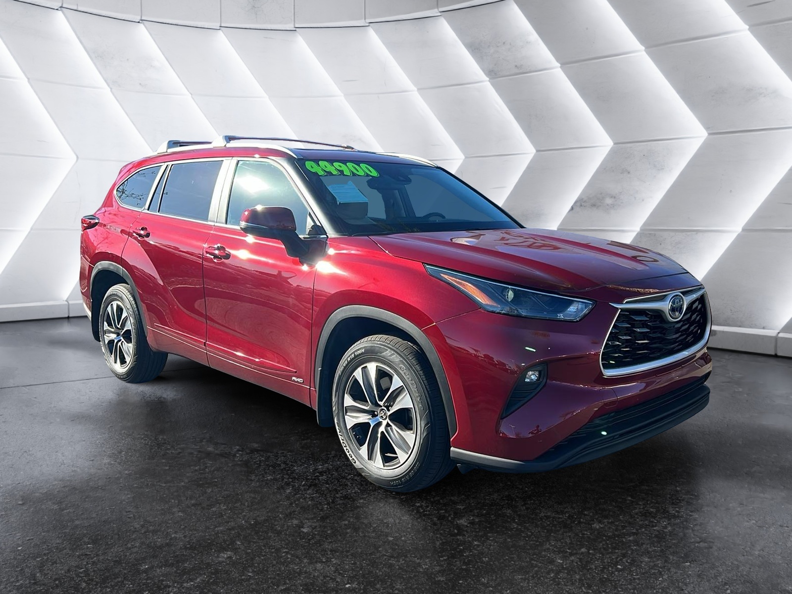 2023 Toyota Highlander Hybrid XLE 1