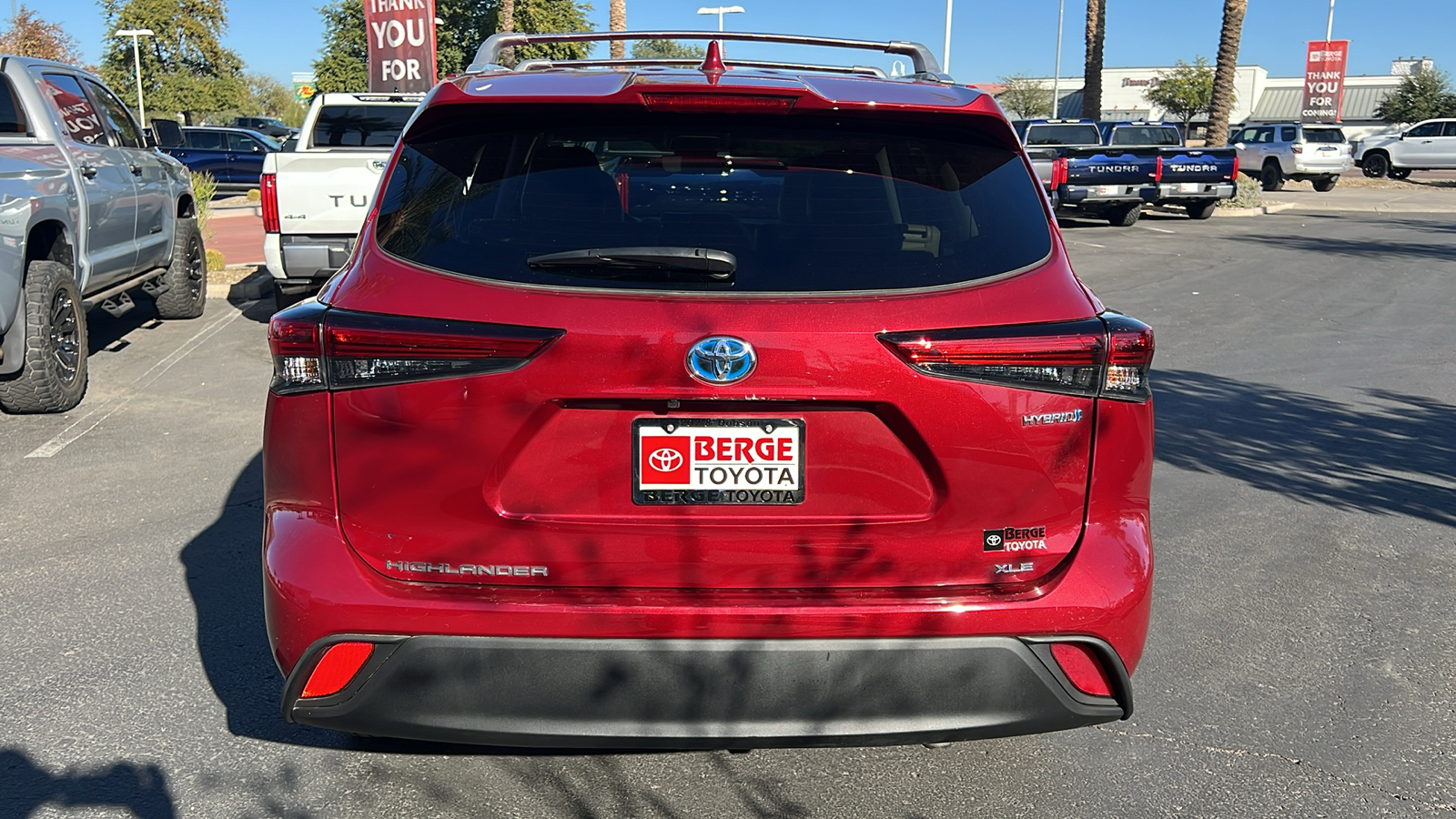 2023 Toyota Highlander Hybrid XLE 22