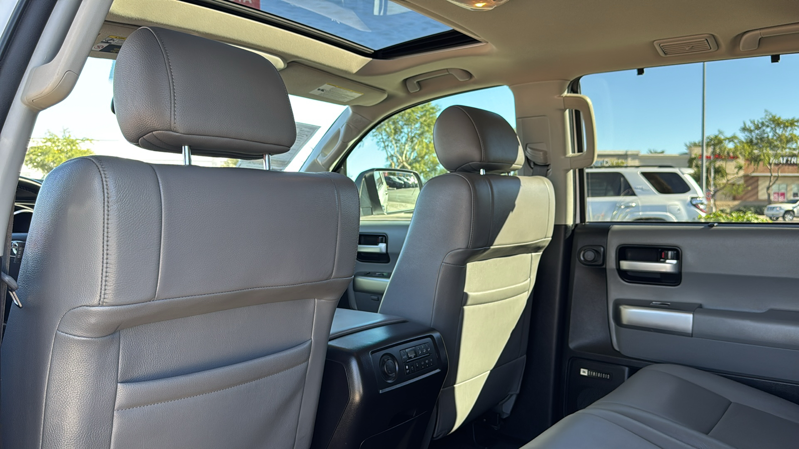 2019 Toyota Sequoia Limited 21