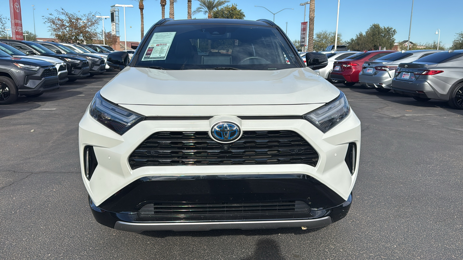 2022 Toyota RAV4 Hybrid XSE 2