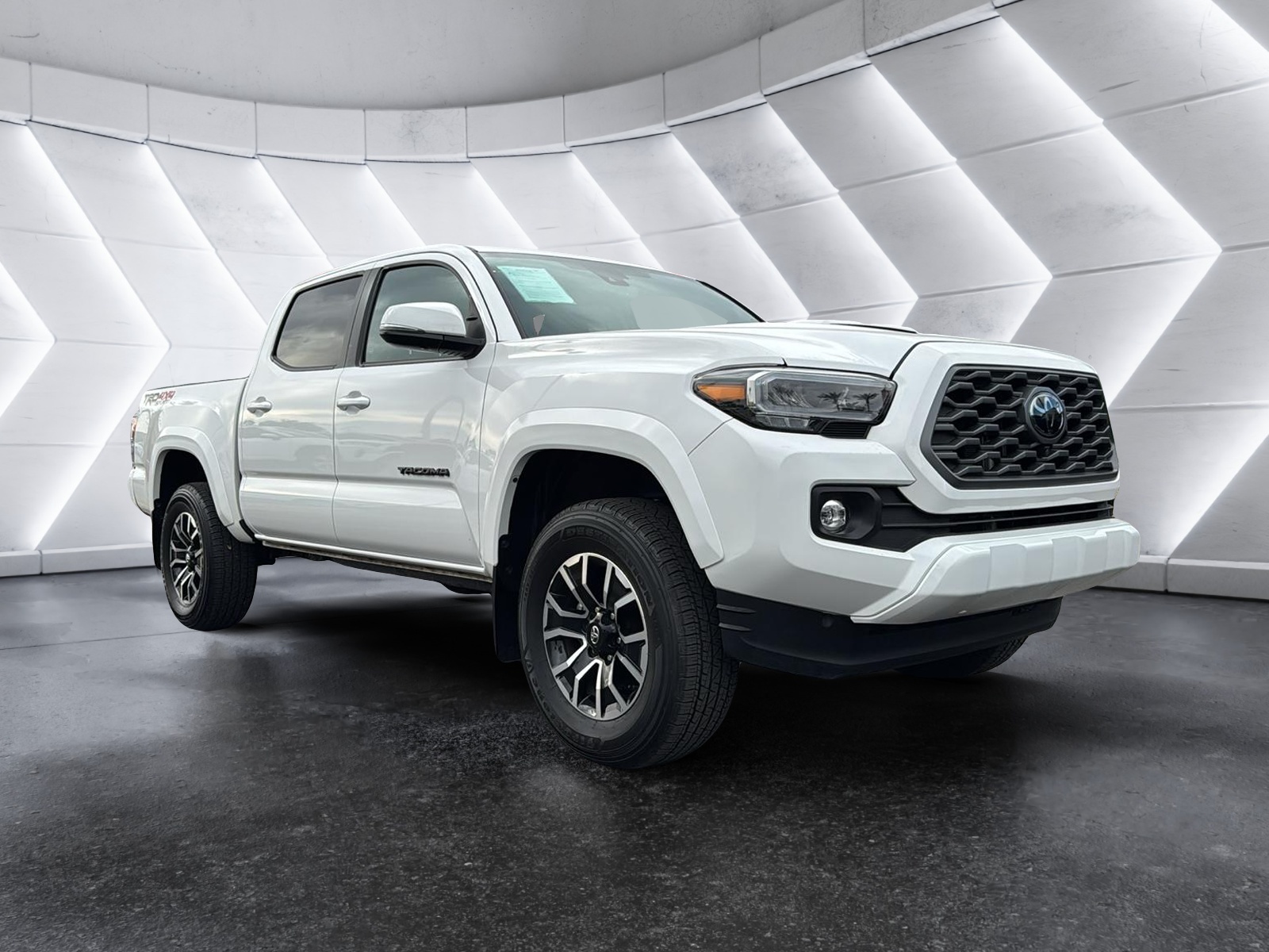 2023 Toyota Tacoma 4WD TRD Sport 1