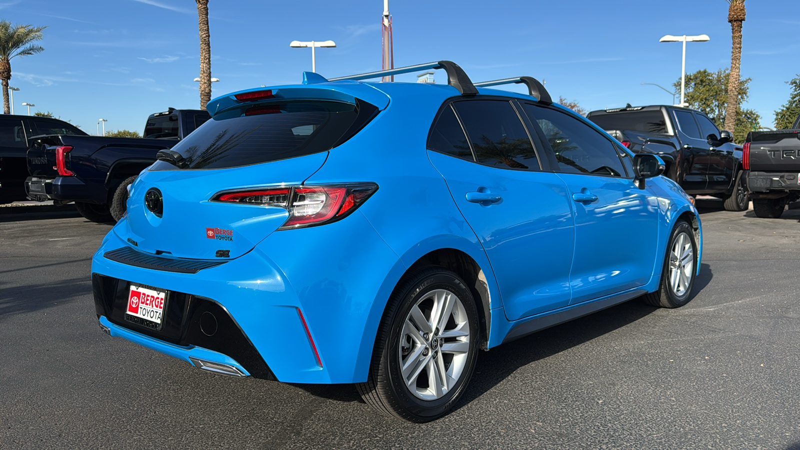 2022 Toyota Corolla Hatchback SE 23