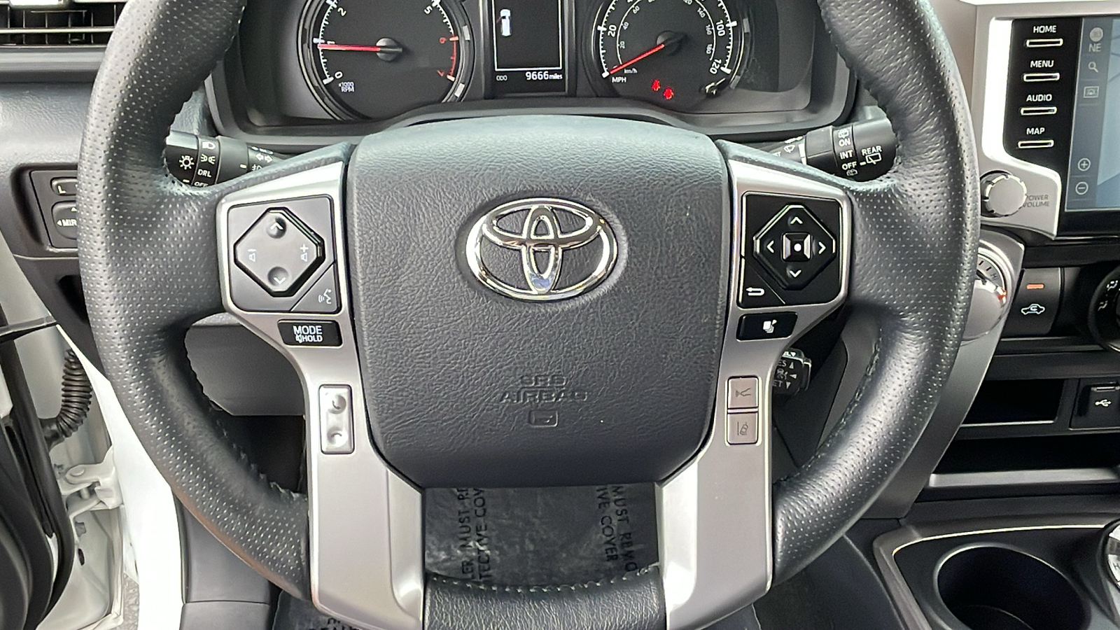 2023 Toyota 4Runner SR5 Premium 8