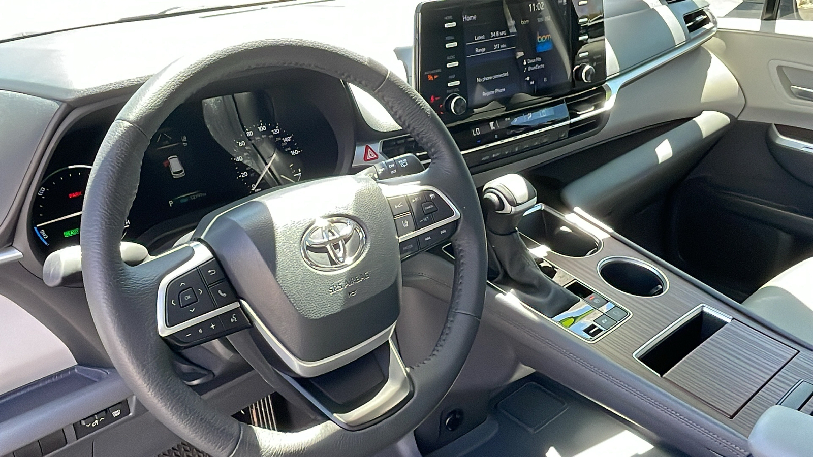 2023 Toyota Sienna XLE 15