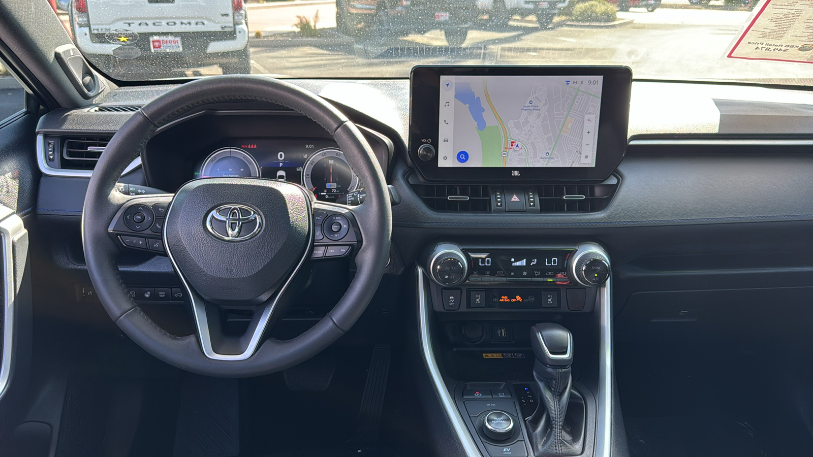 2024 Toyota RAV4 Hybrid XSE 4