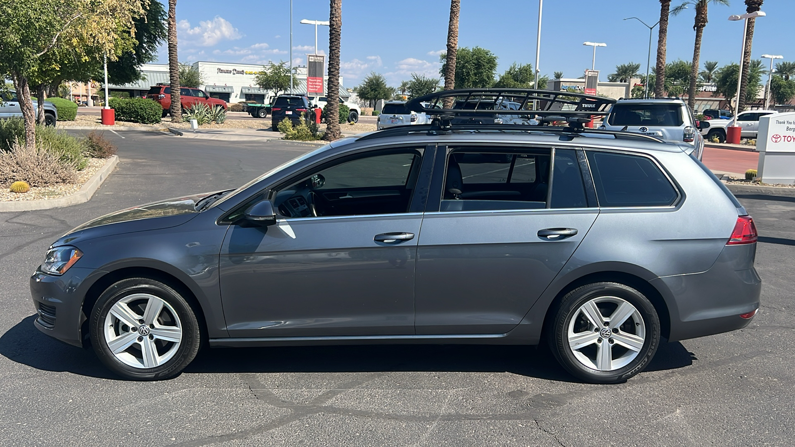 2015 Volkswagen Golf SportWagen TDI S 3