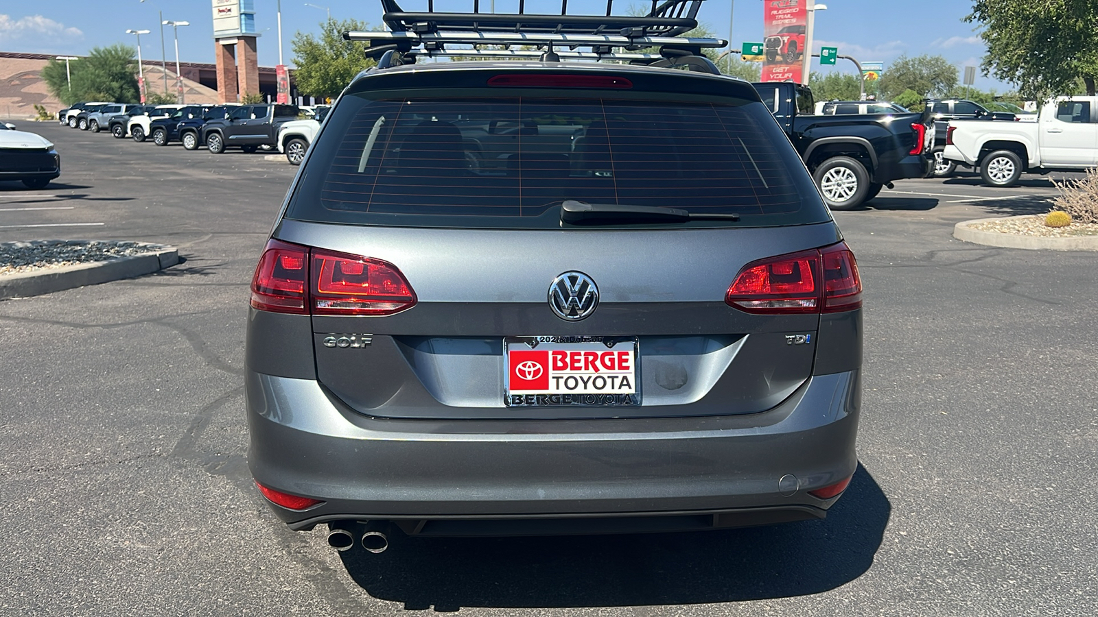 2015 Volkswagen Golf SportWagen TDI S 21