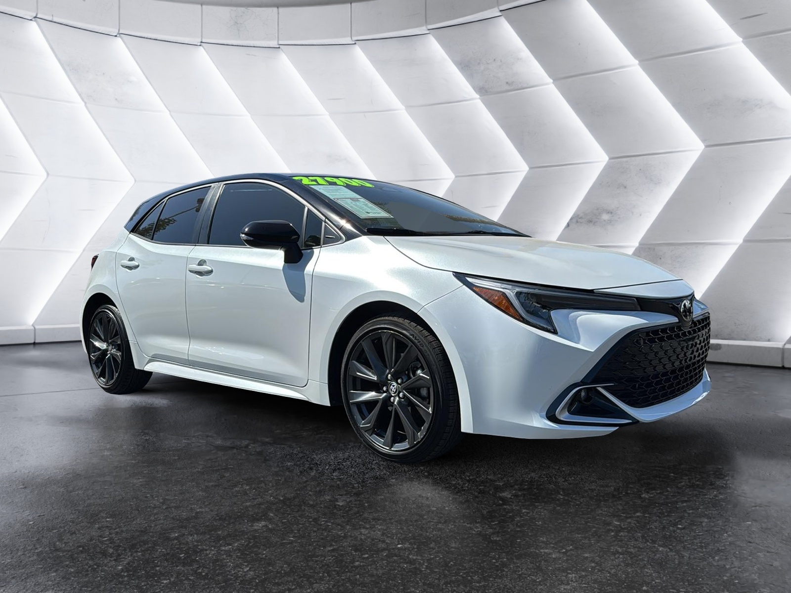 2024 Toyota Corolla Hatchback XSE 1