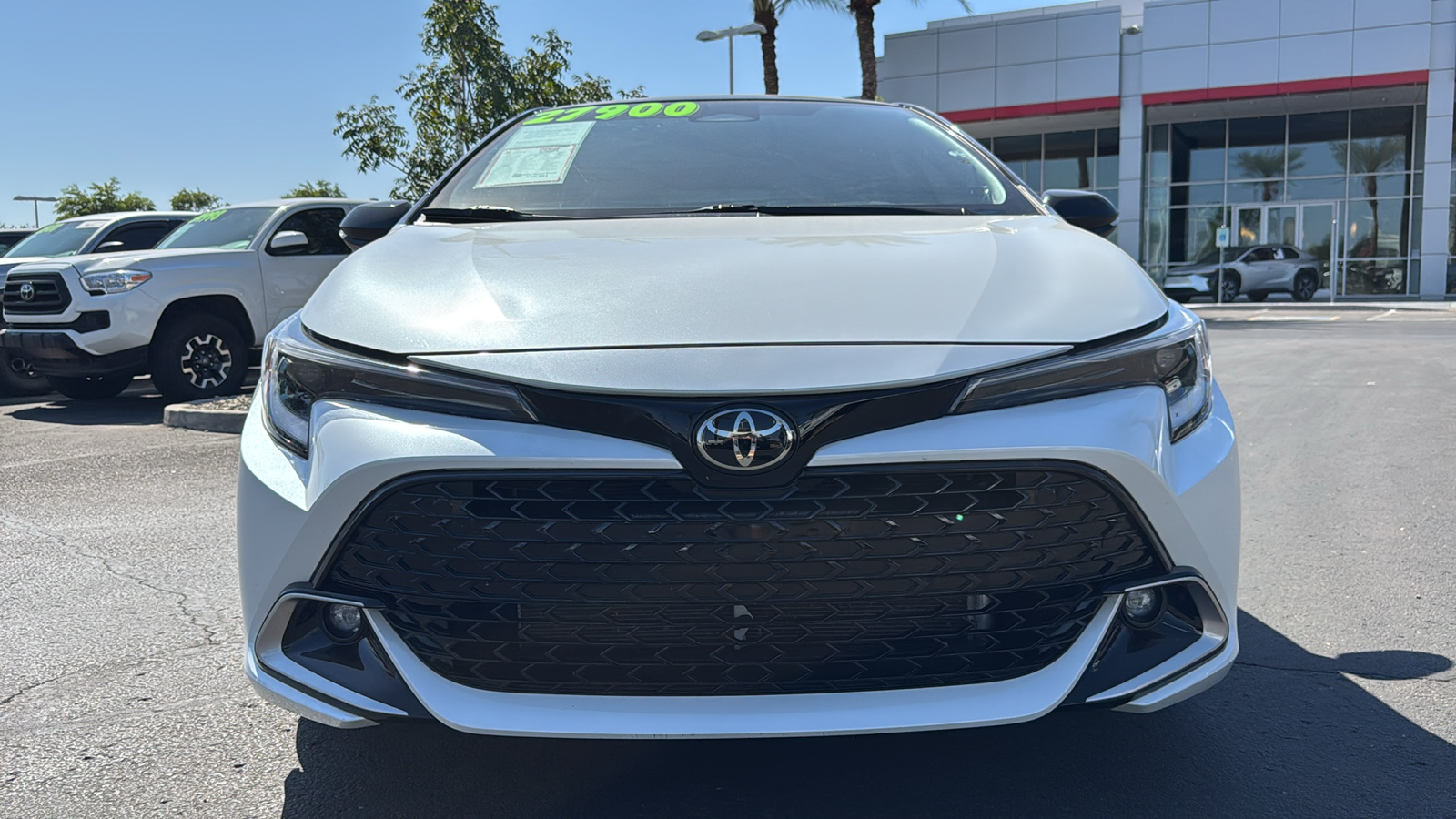 2024 Toyota Corolla Hatchback XSE 2