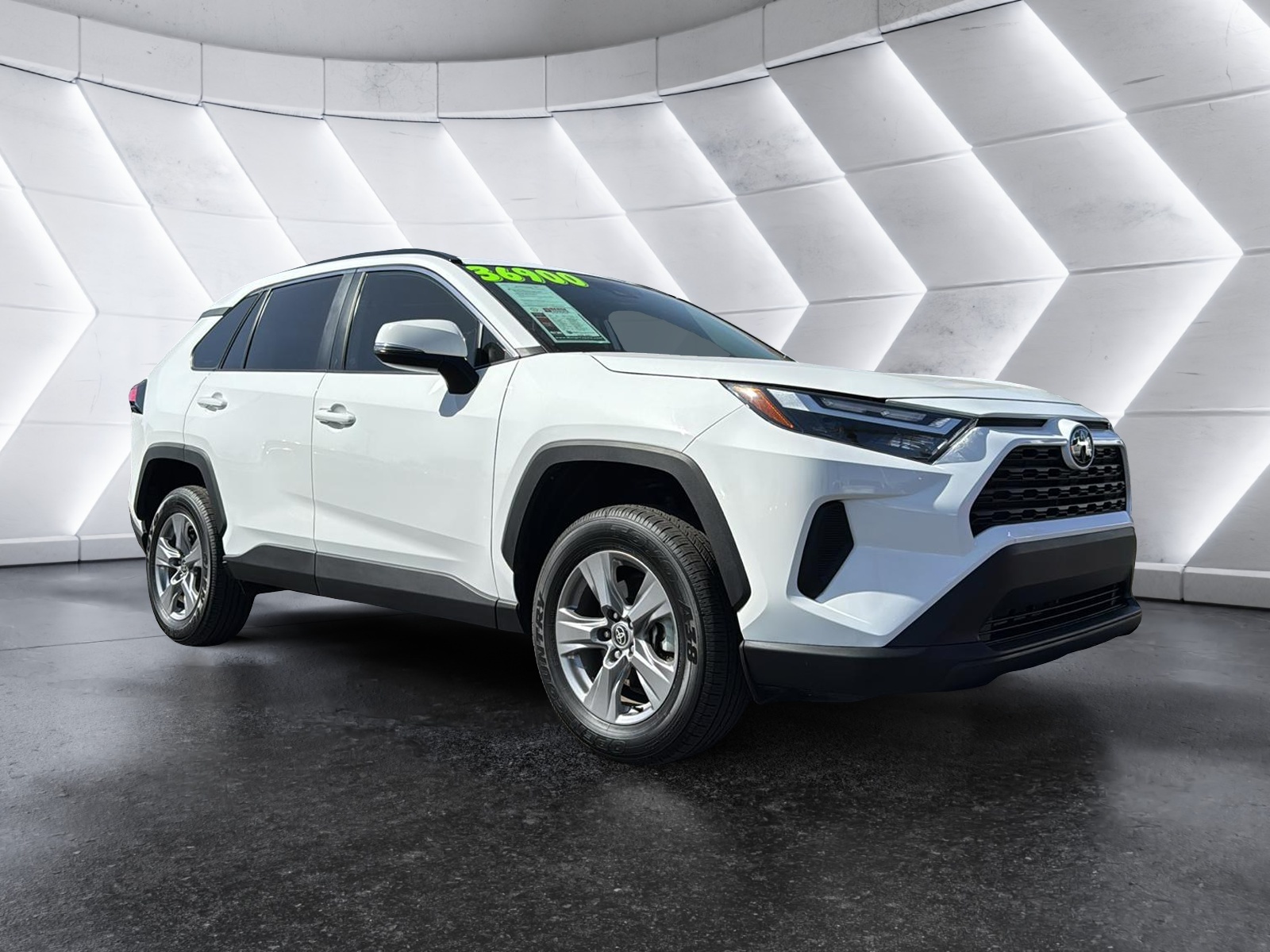 2024 Toyota RAV4 XLE 1