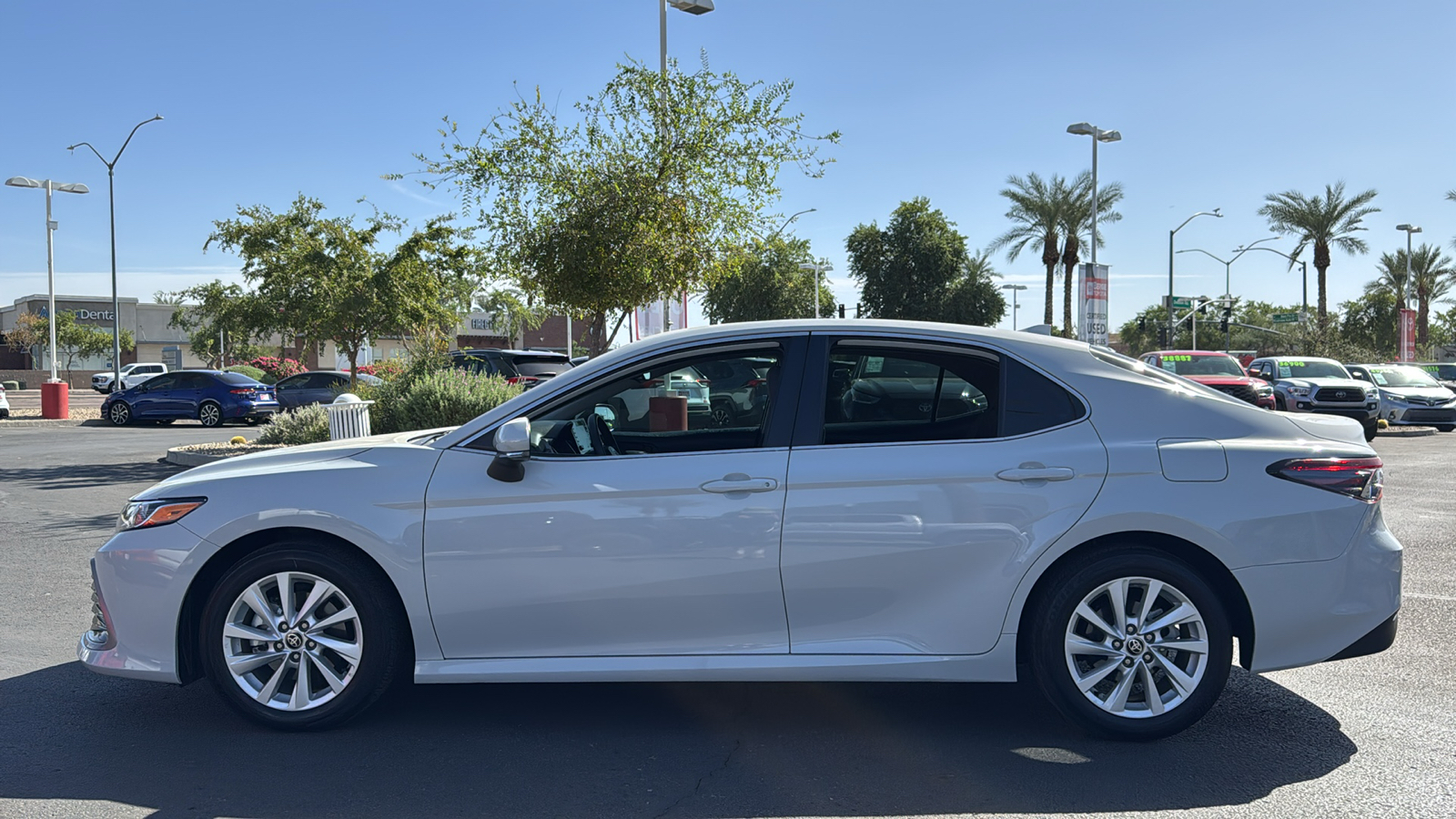 2024 Toyota Camry LE 3