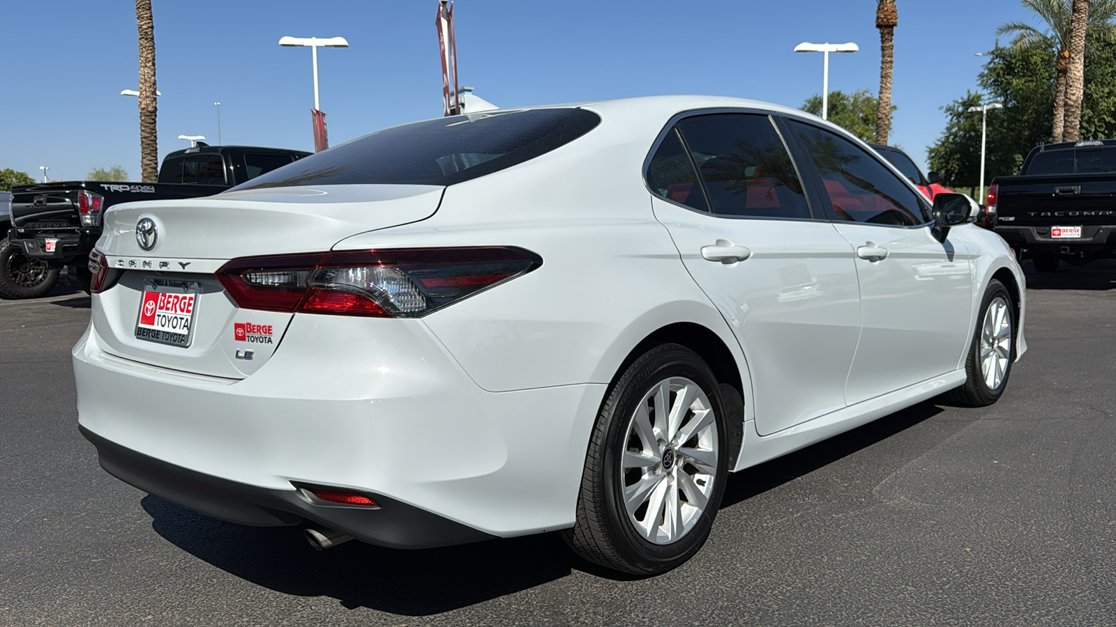 2024 Toyota Camry LE 23