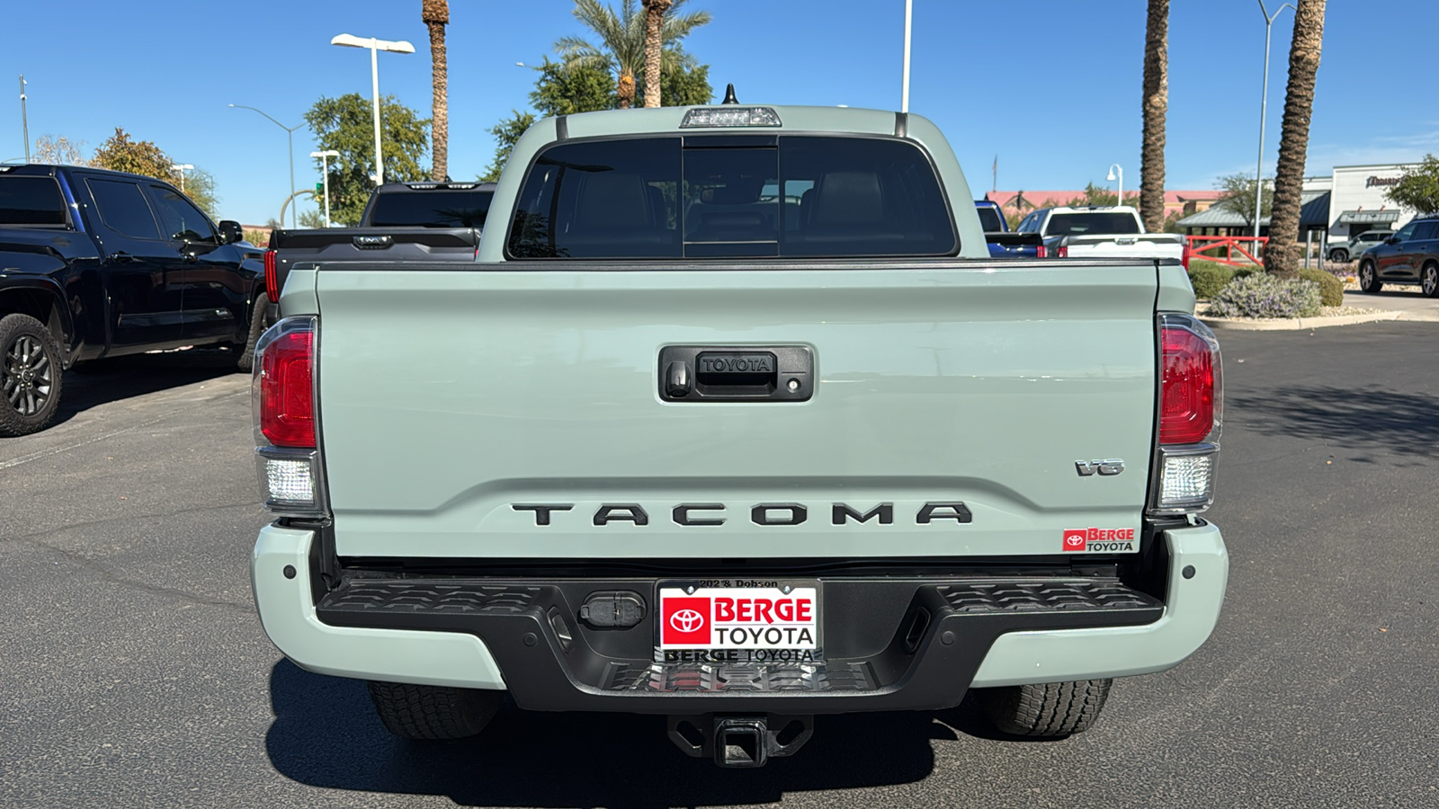 2023 Toyota Tacoma 4WD TRD Off Road 23