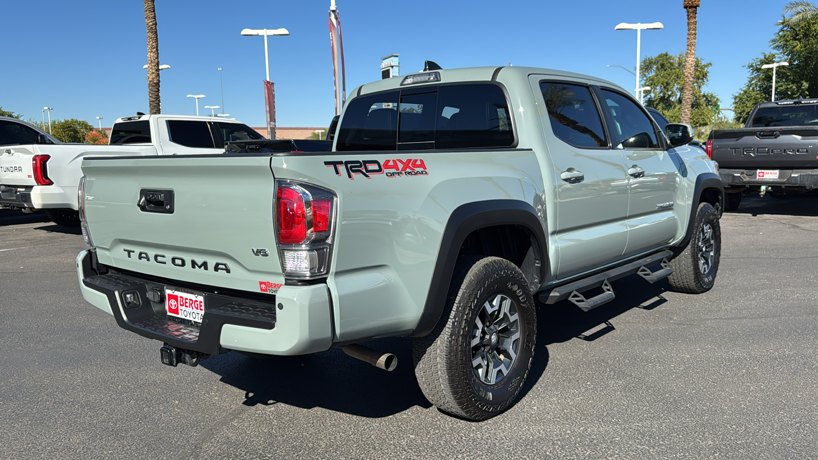 2023 Toyota Tacoma 4WD TRD Off Road 24