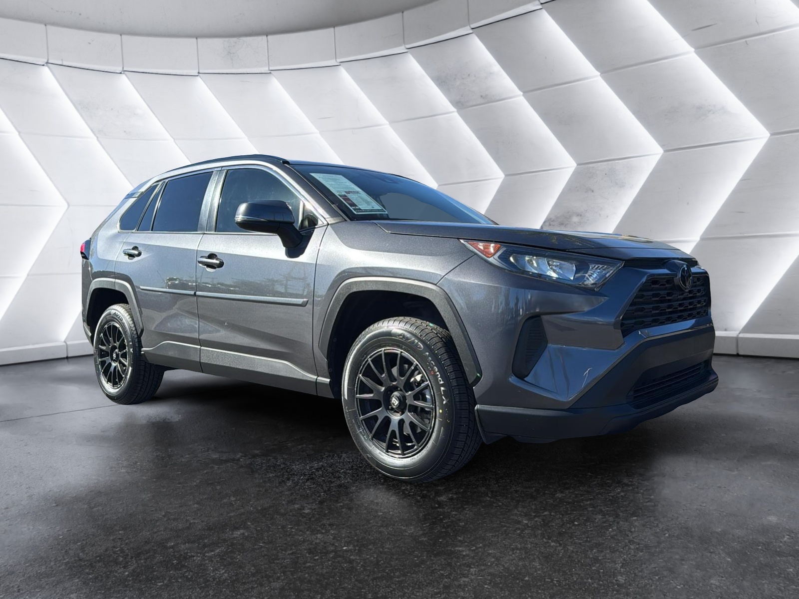 2021 Toyota RAV4 LE 1