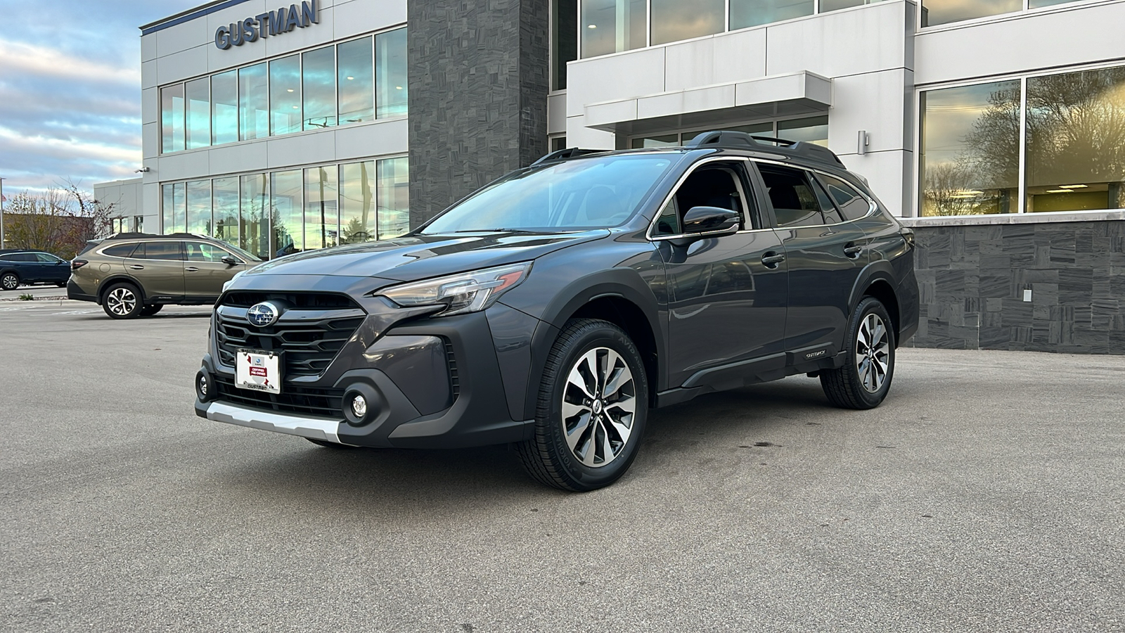 2023 Subaru Outback Limited XT 1