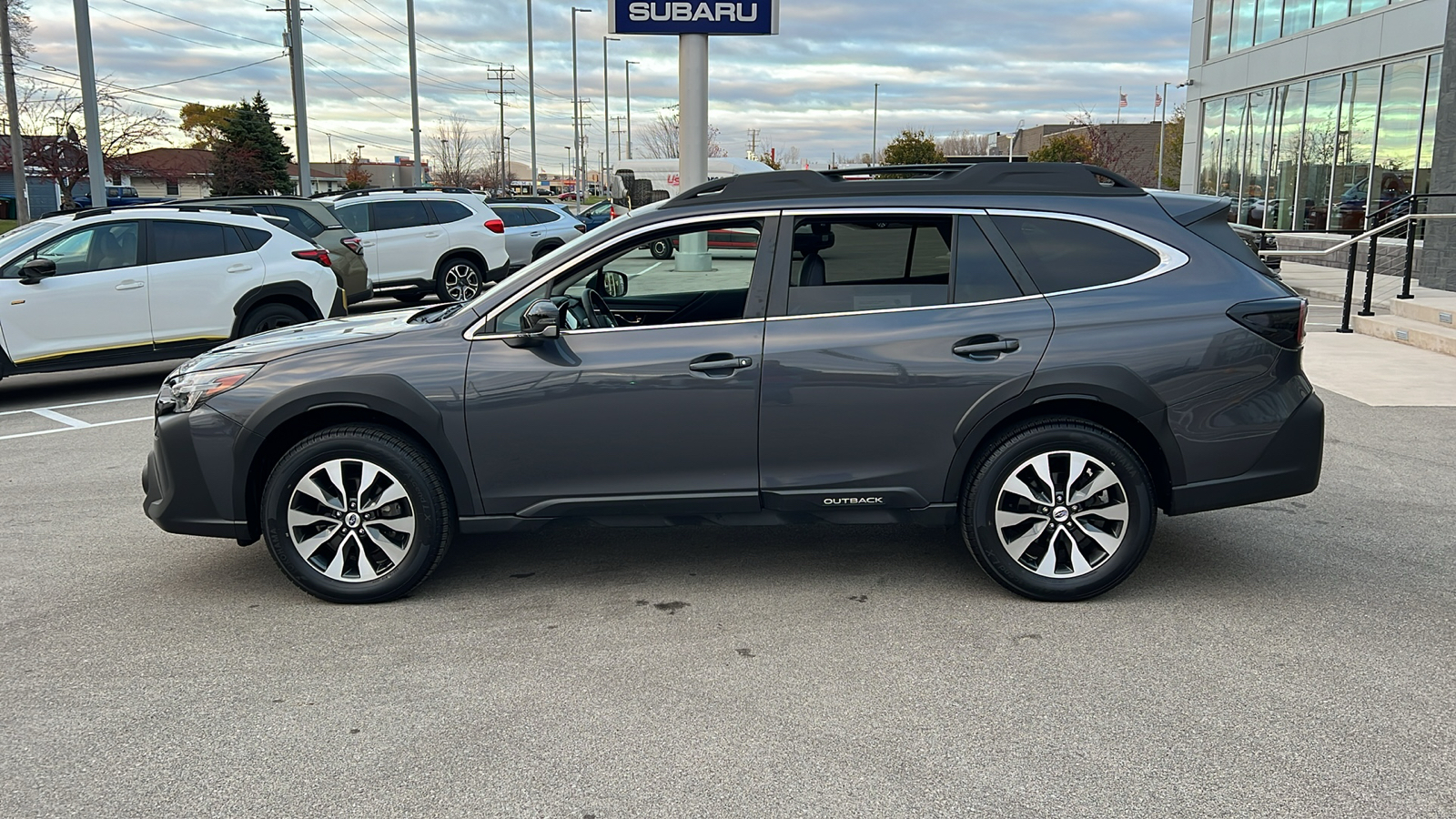 2023 Subaru Outback Limited XT 3