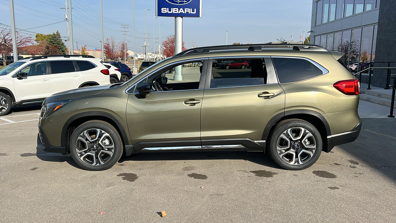 2024 Subaru Ascent Limited 3