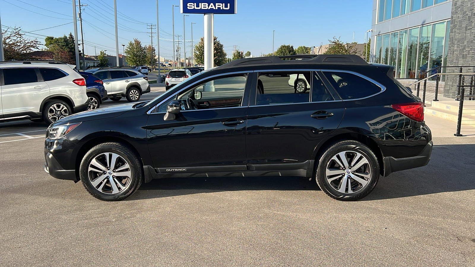 2018 Subaru Outback Limited 3