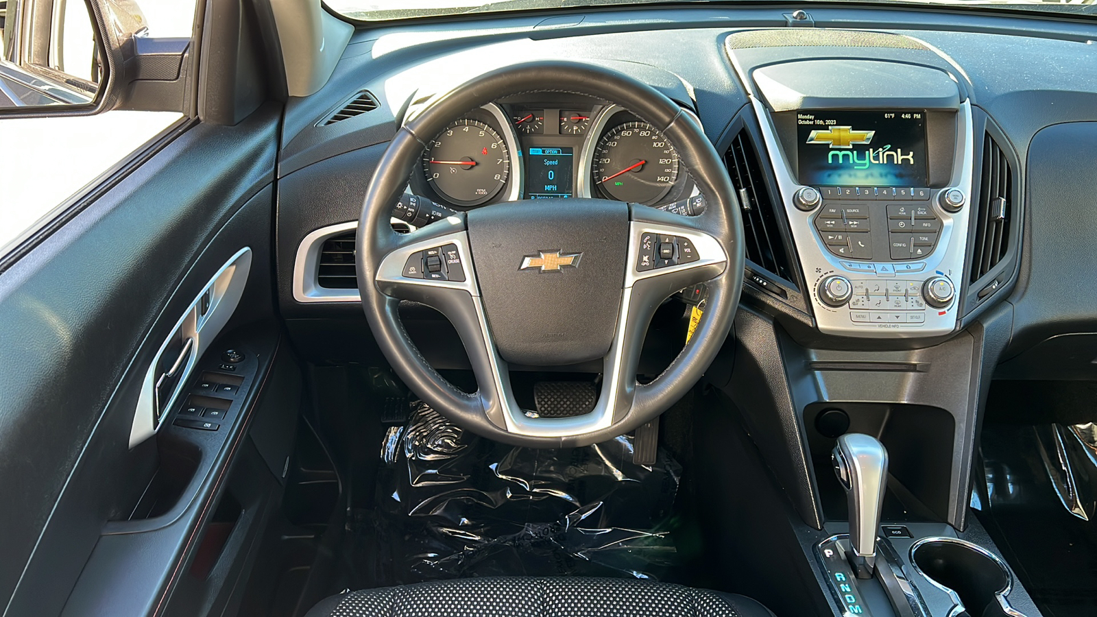 2015 Chevrolet Equinox LT 10