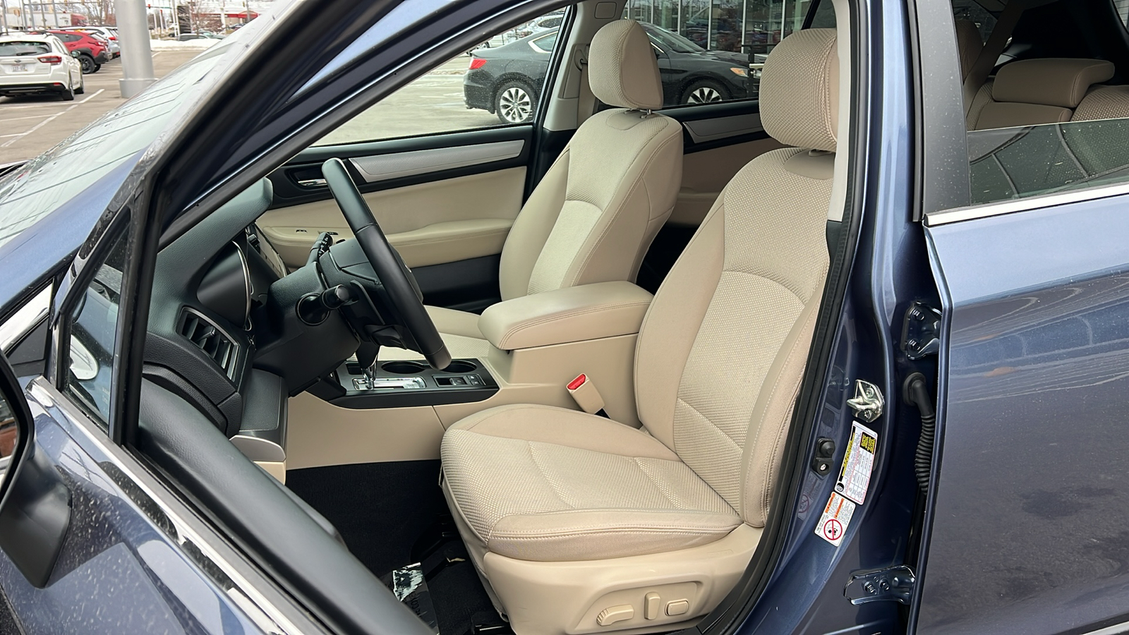 2017 Subaru Outback Premium 24