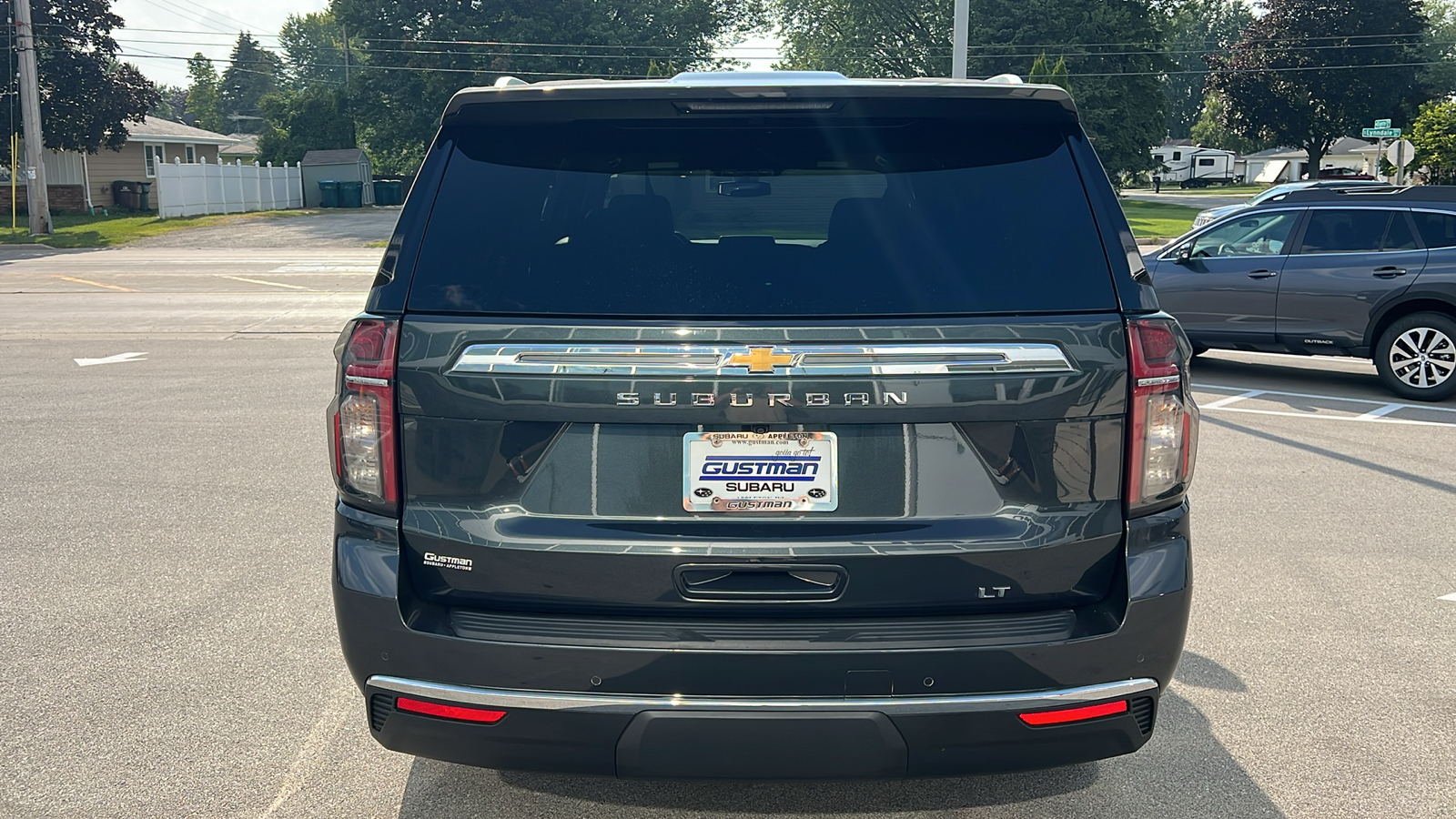 2022 Chevrolet Suburban LT 5