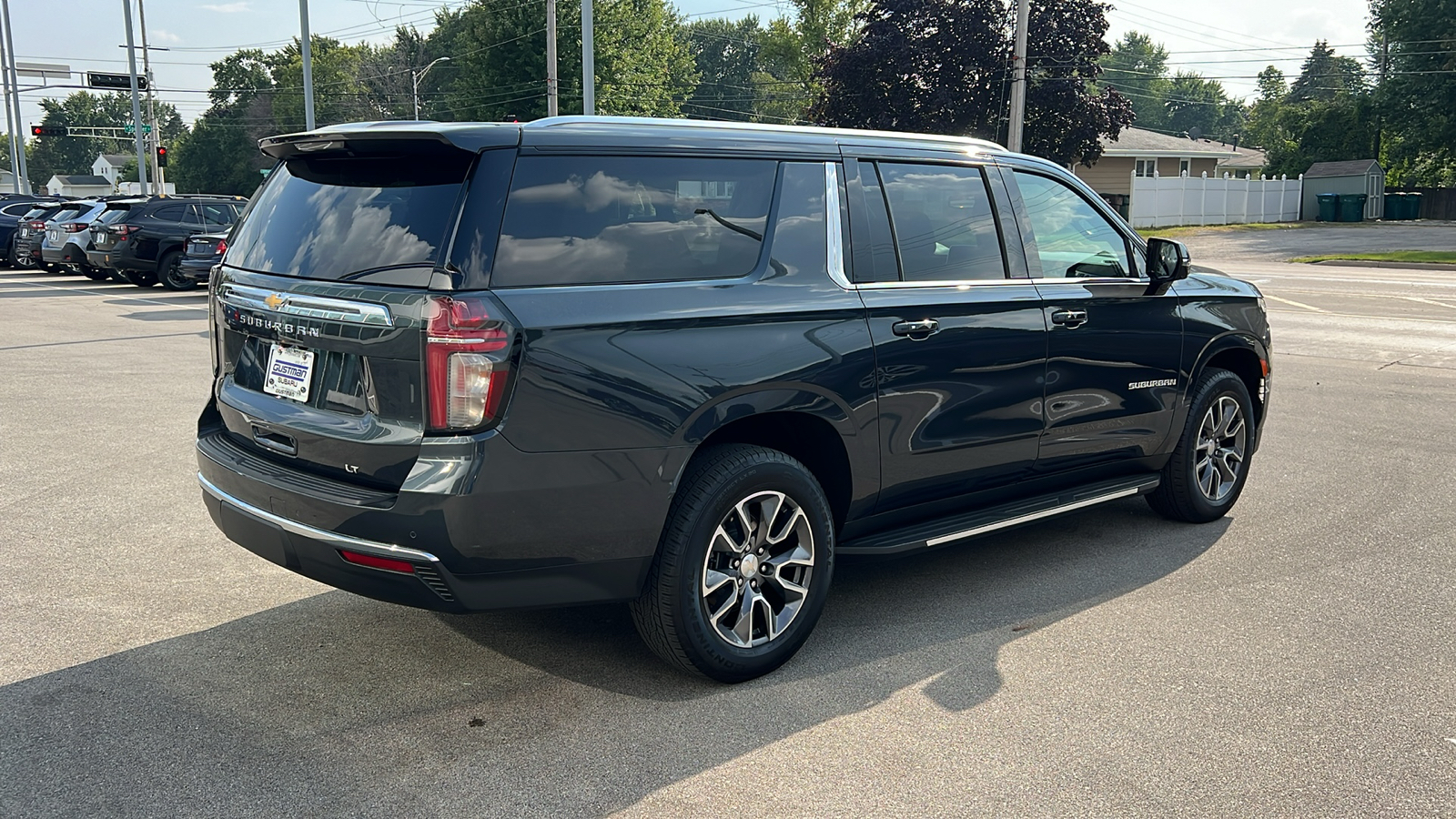 2022 Chevrolet Suburban LT 6