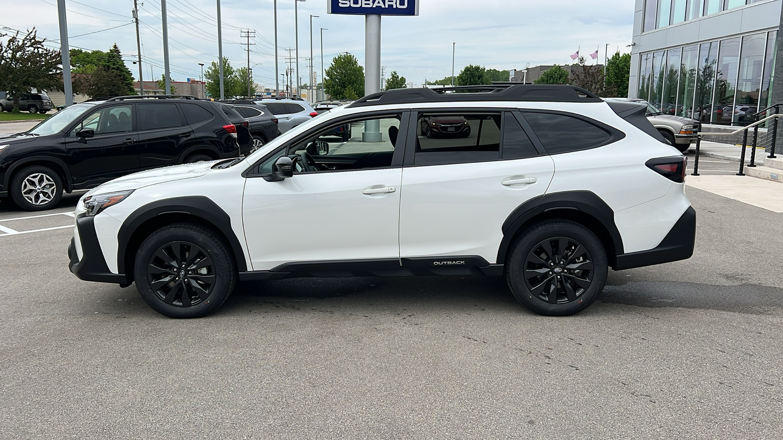 2024 Subaru Outback Onyx Edition XT 3