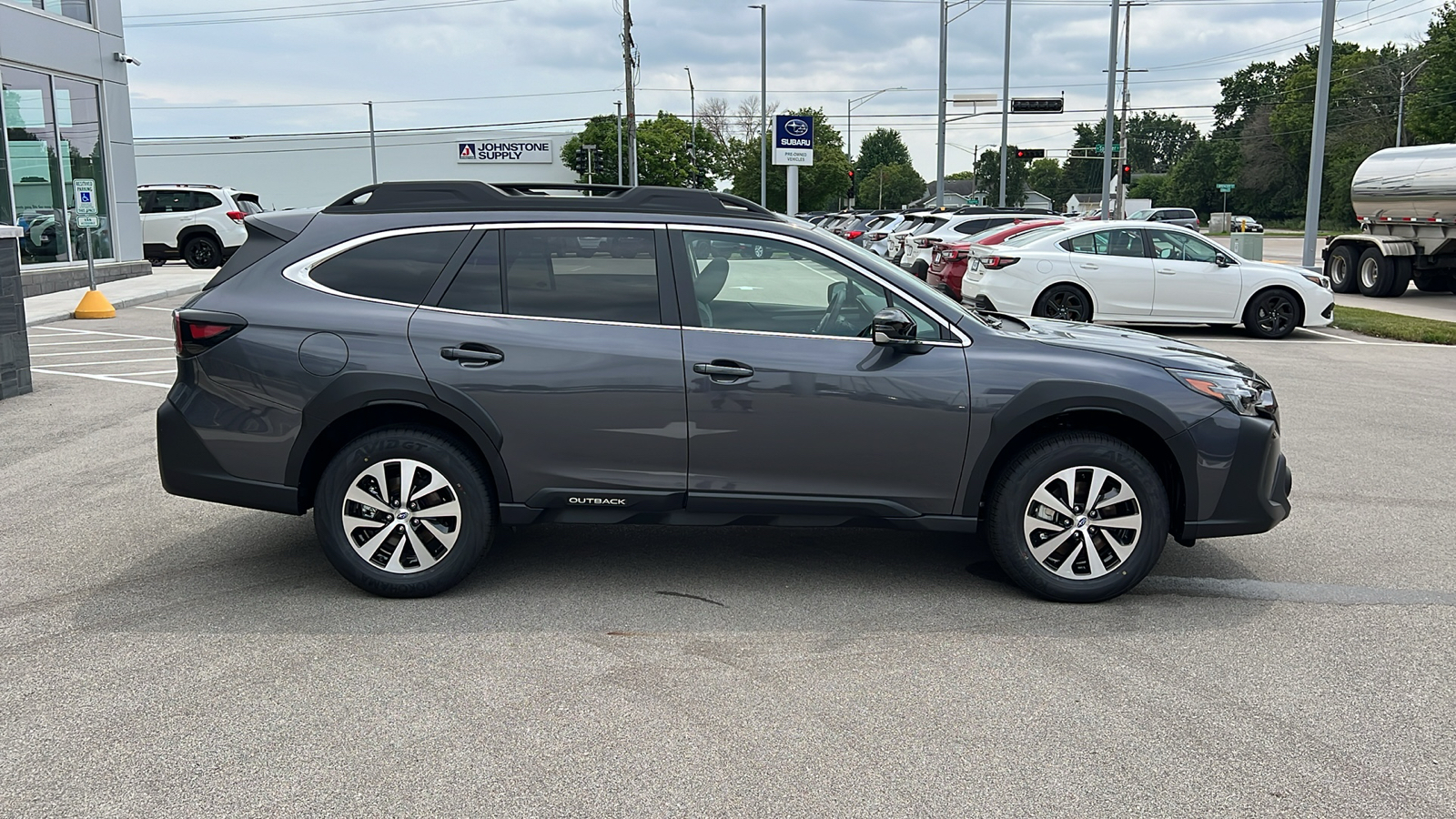 2025 Subaru Outback Premium 7