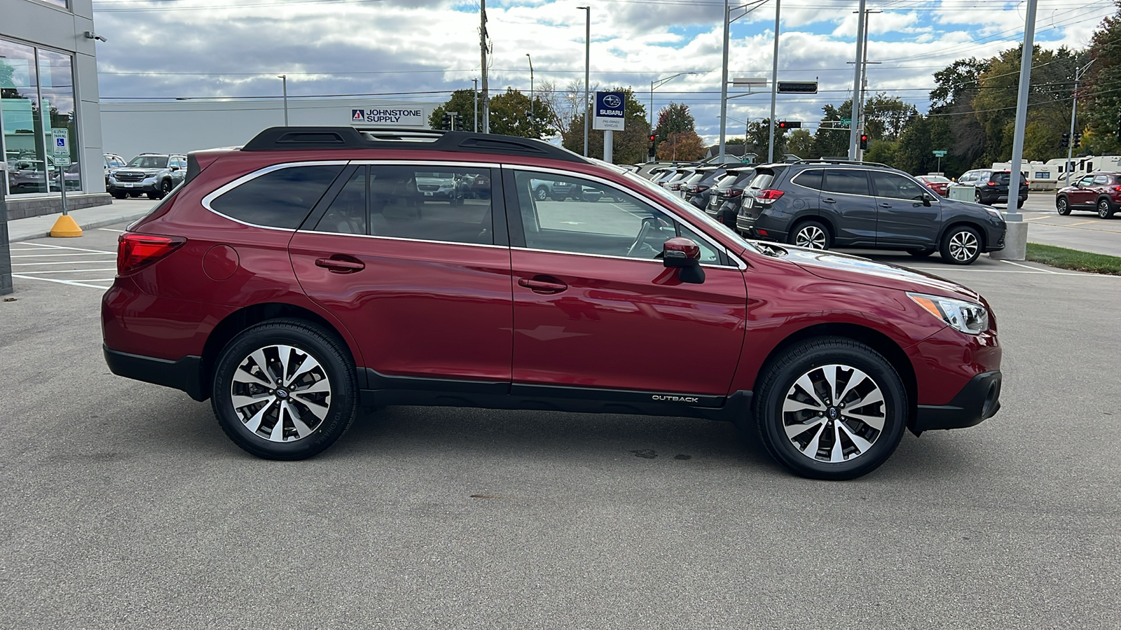 2016 Subaru Outback 2.5i Limited 7