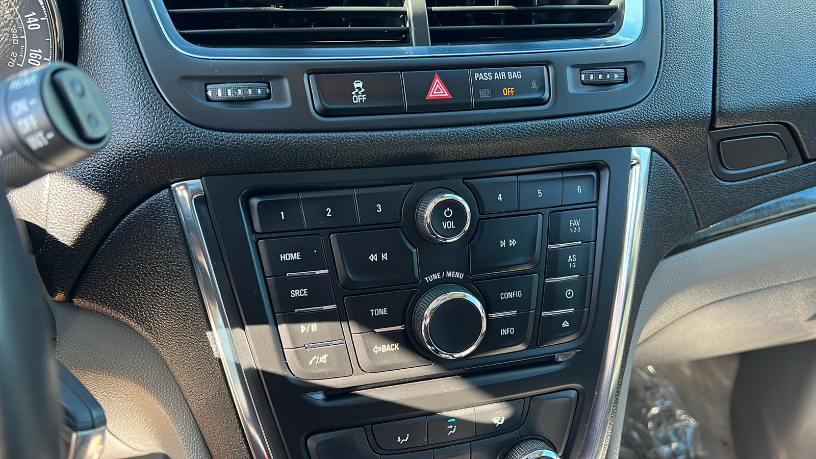 2015 Buick Encore Convenience 18