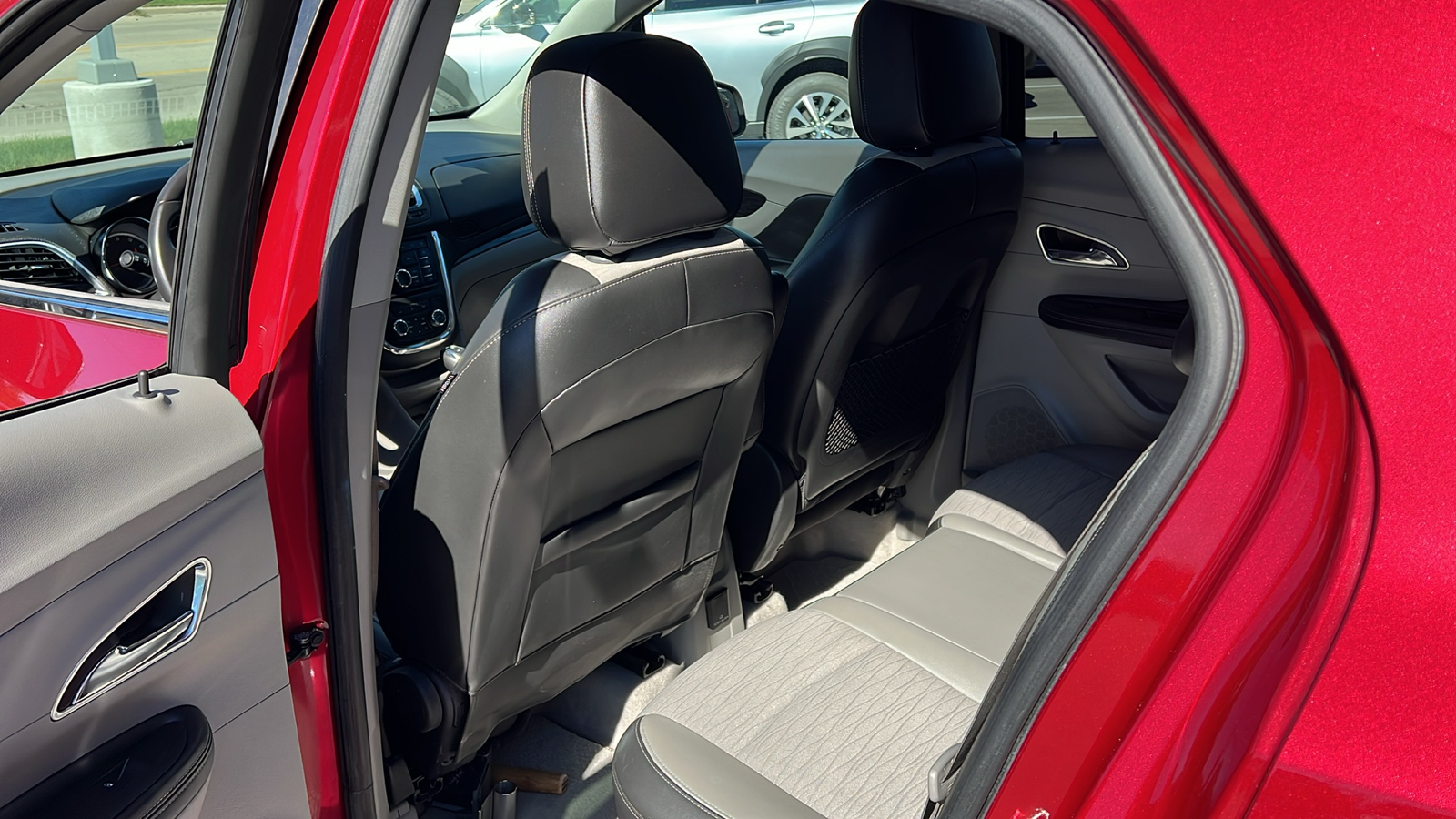 2015 Buick Encore Convenience 29