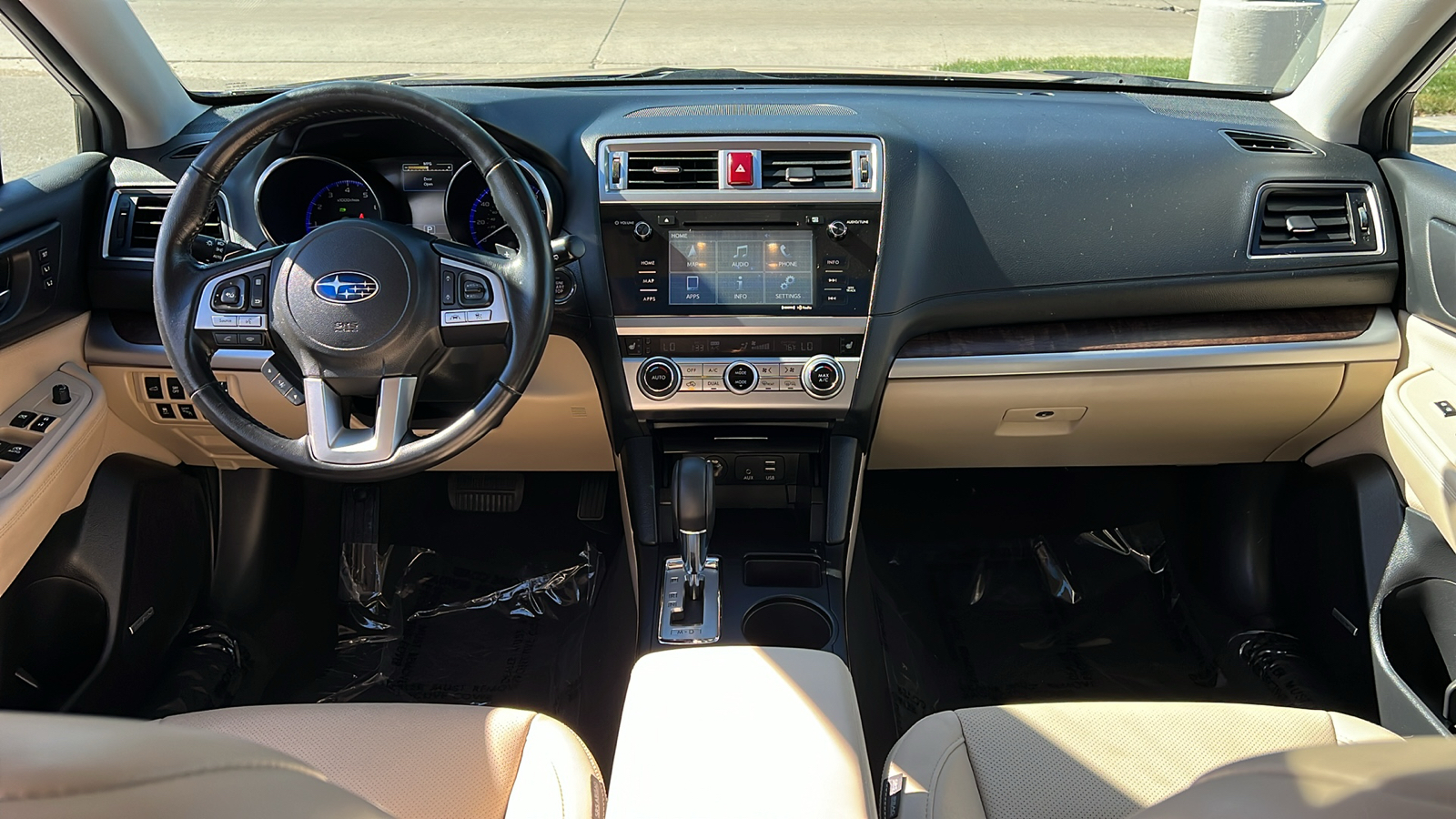 2016 Subaru Outback 2.5i Limited 9