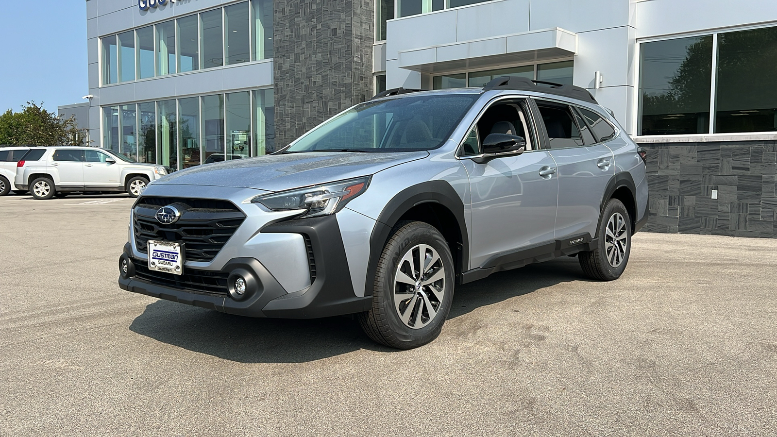 2025 Subaru Outback Premium 1