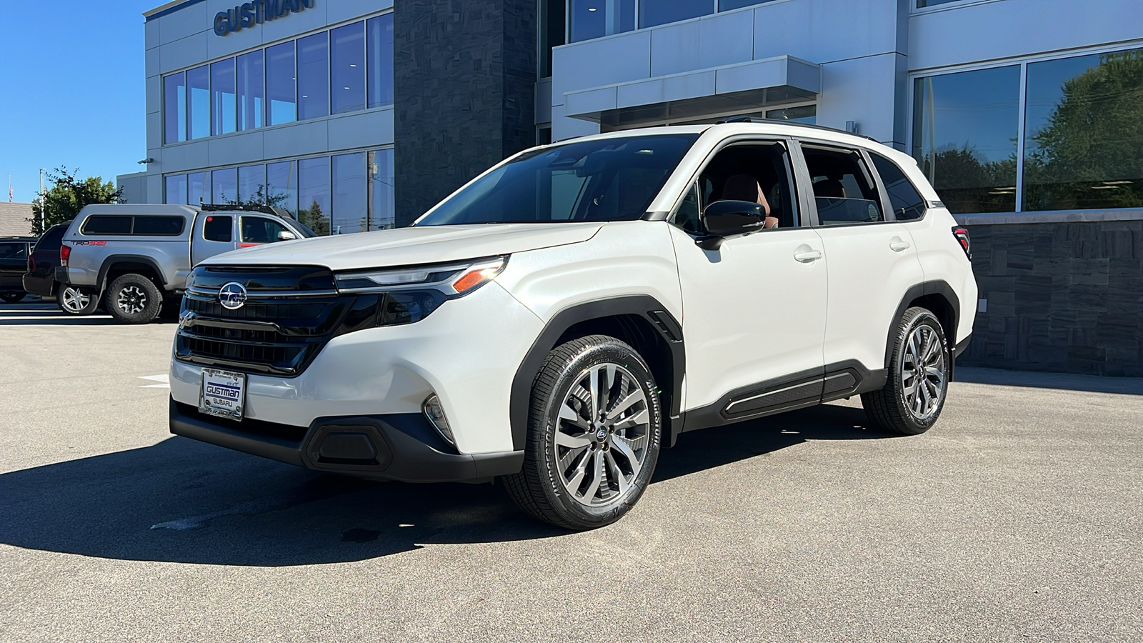 2025 Subaru Forester Touring 1